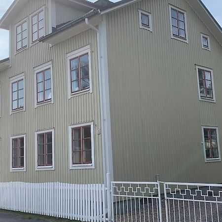 Egen Laegenhet Pa Soedermalm Naera Centrum سوندسفال المظهر الخارجي الصورة